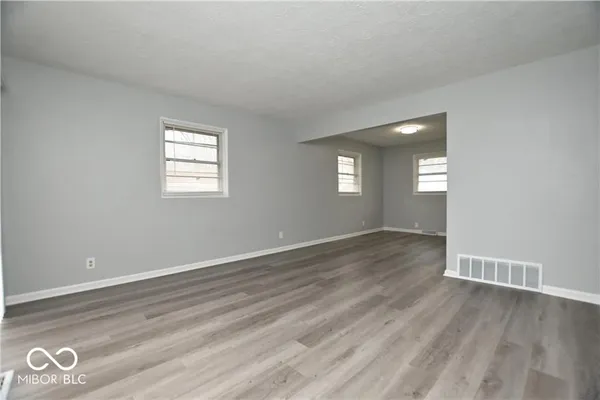 $1,500 | 5820 East 40th Street, Indianapolis, IN 46226