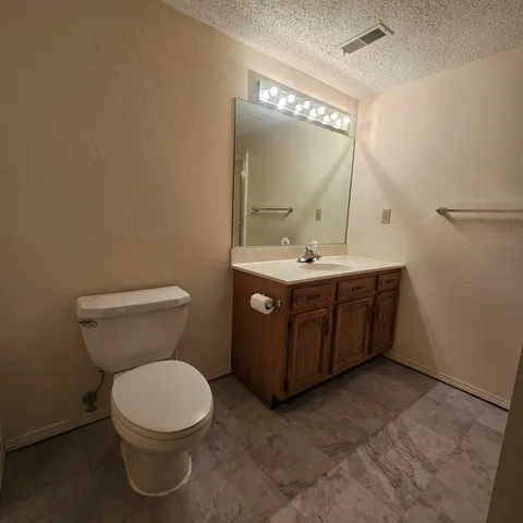 $240,000 | 4412 Woodglen Lane, Mount Vernon, IL 62864