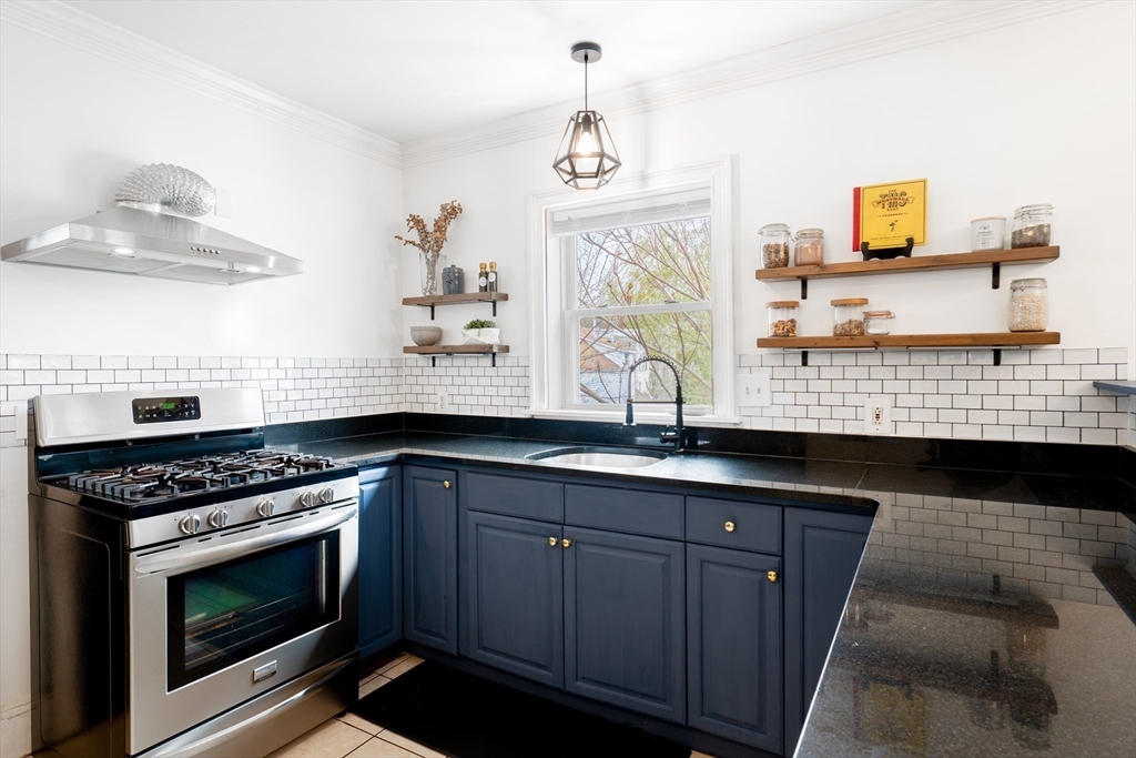 40 Linden Street, Unit C Boston, MA 02122 - Photo 5 of 18