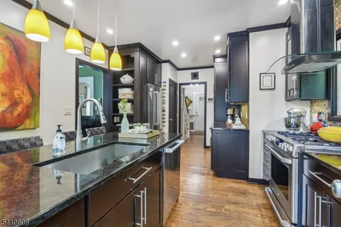 $899,000 | 2 Kendal Avenue, South Orange, NJ 07079