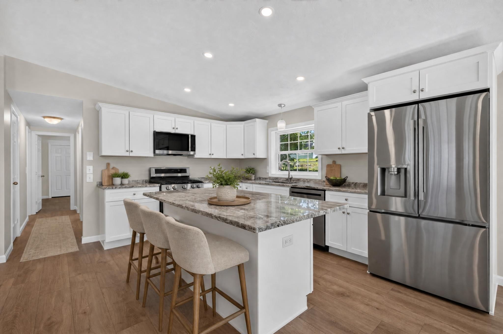 14 Amber Way Raynham, MA 02767 - Photo 13 of 33 Gallery Image 13