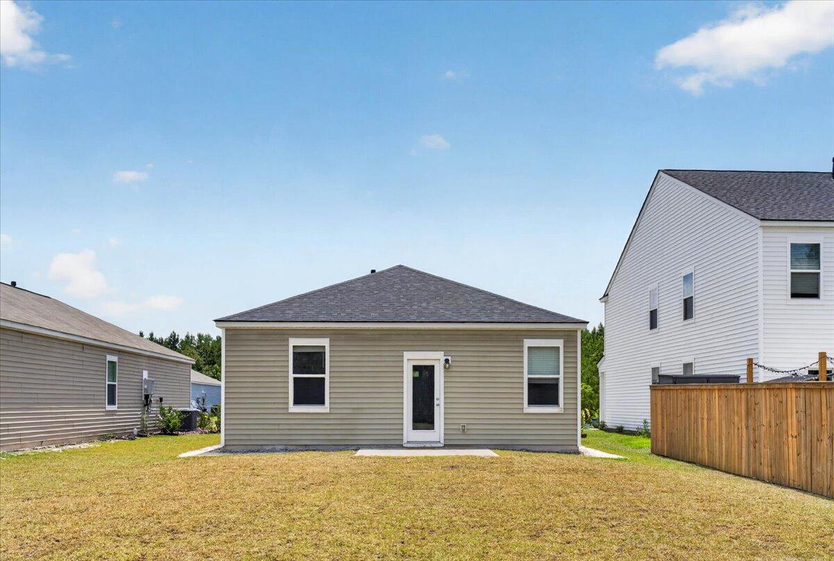 1081 Peridote Way Ladson, SC 29456 - Photo 12 of 26 05-Brandi Sanicharr - DSC03761