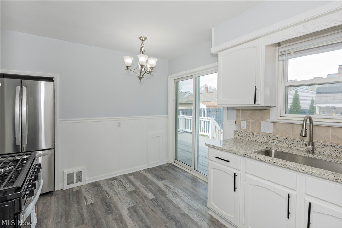 30025 Elgin Road Wickliffe, OH 44092 - Photo 12 of 41