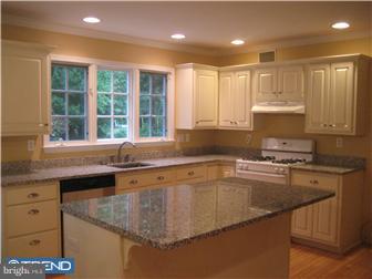 3 Rockwell Green Pennington, NJ 08534 - Photo 5 of 12 Kitchen