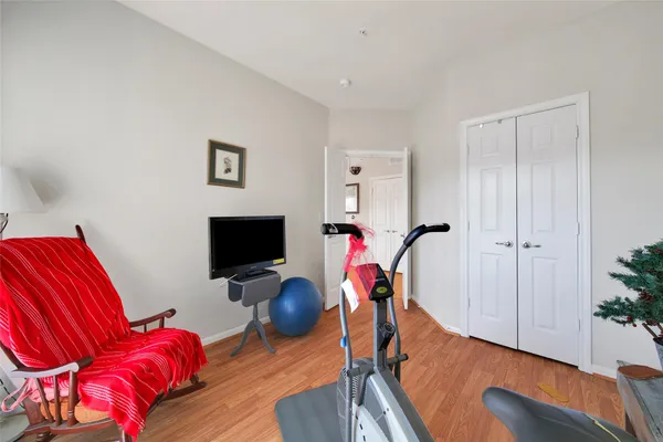 $250,000 | 2815 Kings Crossing Drive, Unit 214, Kingwood, TX 77345