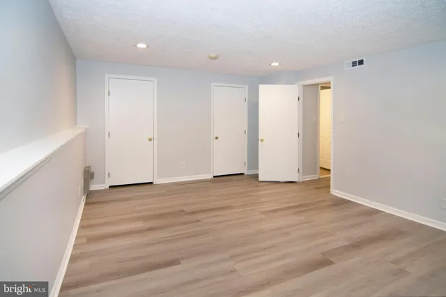 $179,900 | 93 Kenwood Drive, Sicklerville, NJ 08081