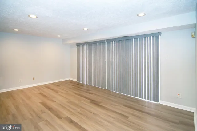 $179,900 | 93 Kenwood Drive, Sicklerville, NJ 08081