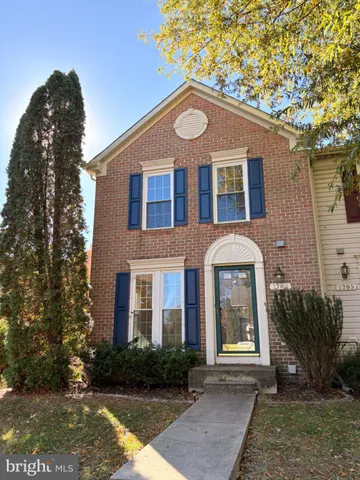 $2,800 | 1703 Bluffs Island Court, Odenton, MD 21113