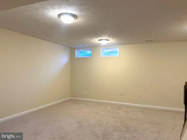 $2,800 | 1703 Bluffs Island Court, Odenton, MD 21113