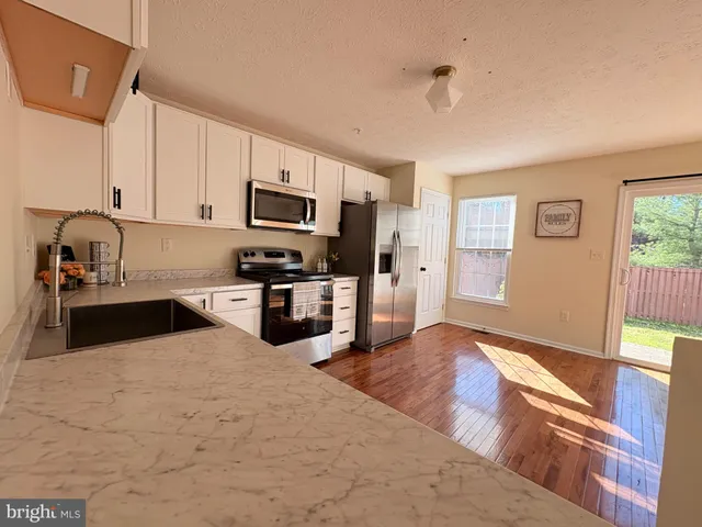 $2,800 | 1703 Bluffs Island Court, Odenton, MD 21113