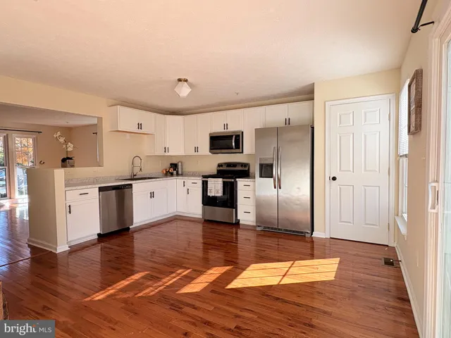 $2,800 | 1703 Bluffs Island Court, Odenton, MD 21113