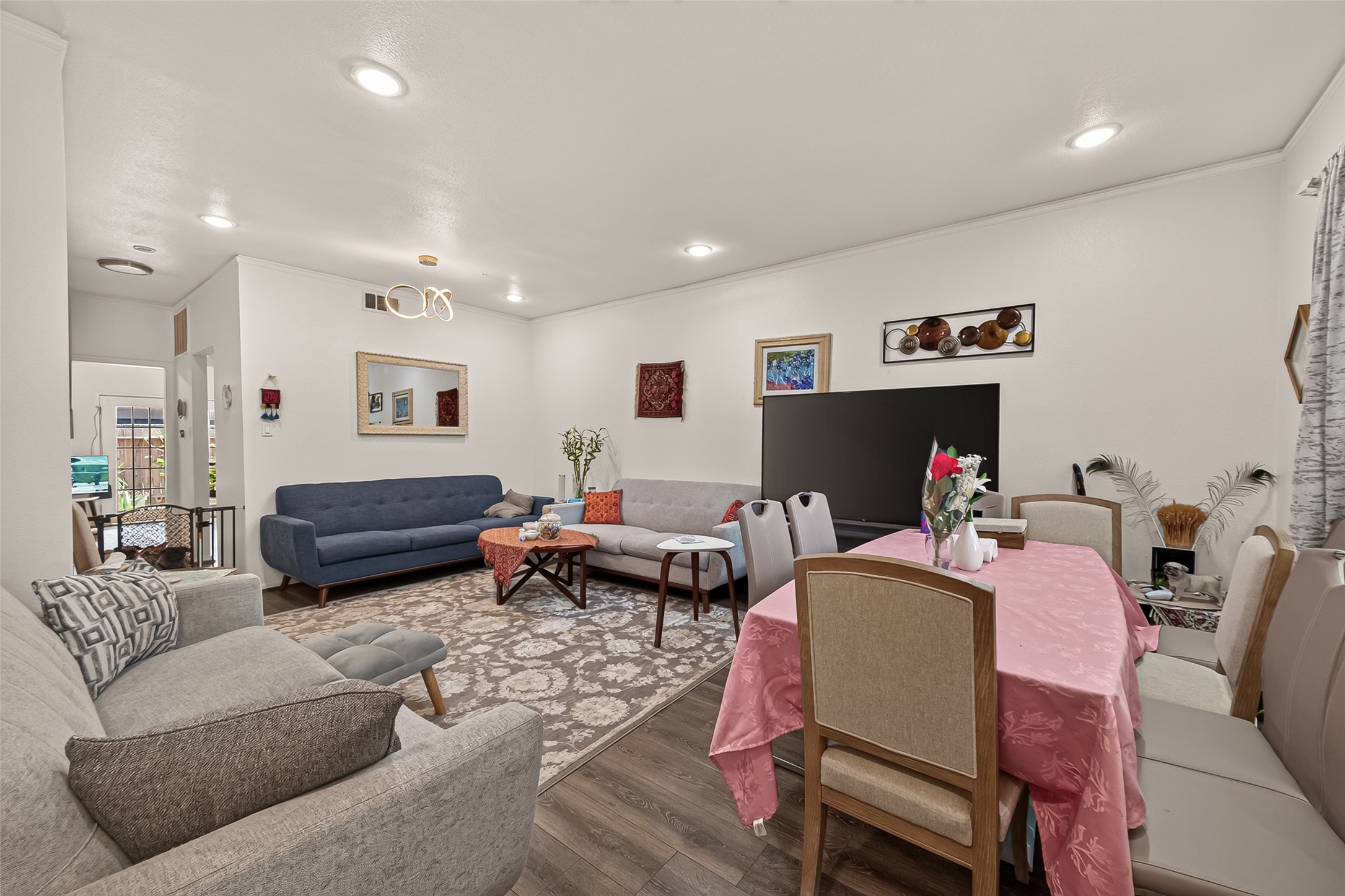 840 Threadneedle Street, Unit 192 Houston, TX 77079 - Photo 3 of 37 Gallery Image 3