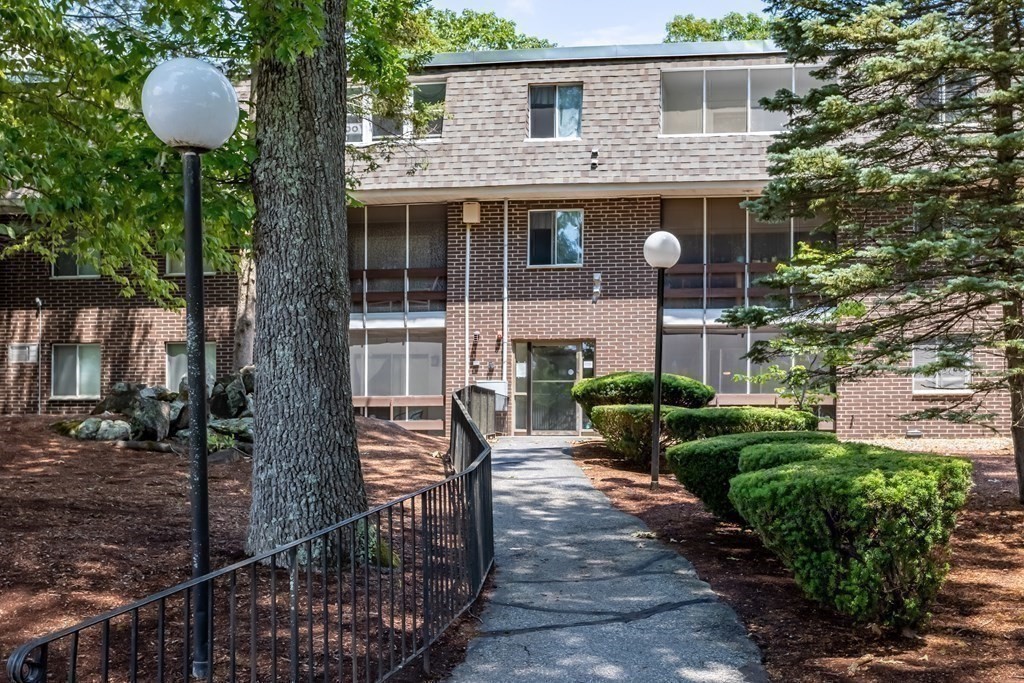 10 Mill Street, Unit U Maynard, MA 01754 - Photo 2 of 32 Gallery Image 2