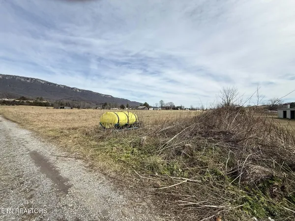 $299,000 | 0 Stockyard Drive, Ewing, VA 24248