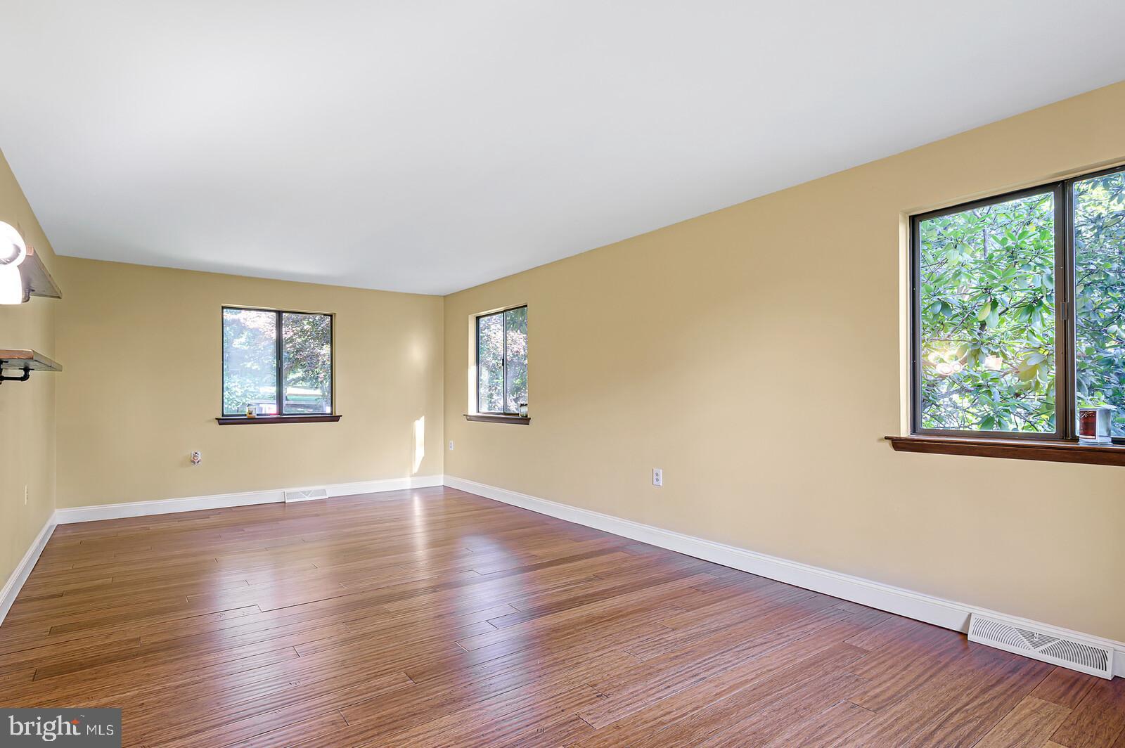 1 Kyecha Circle Elkton, MD 21921 - Photo 11 of 28 Family Room
