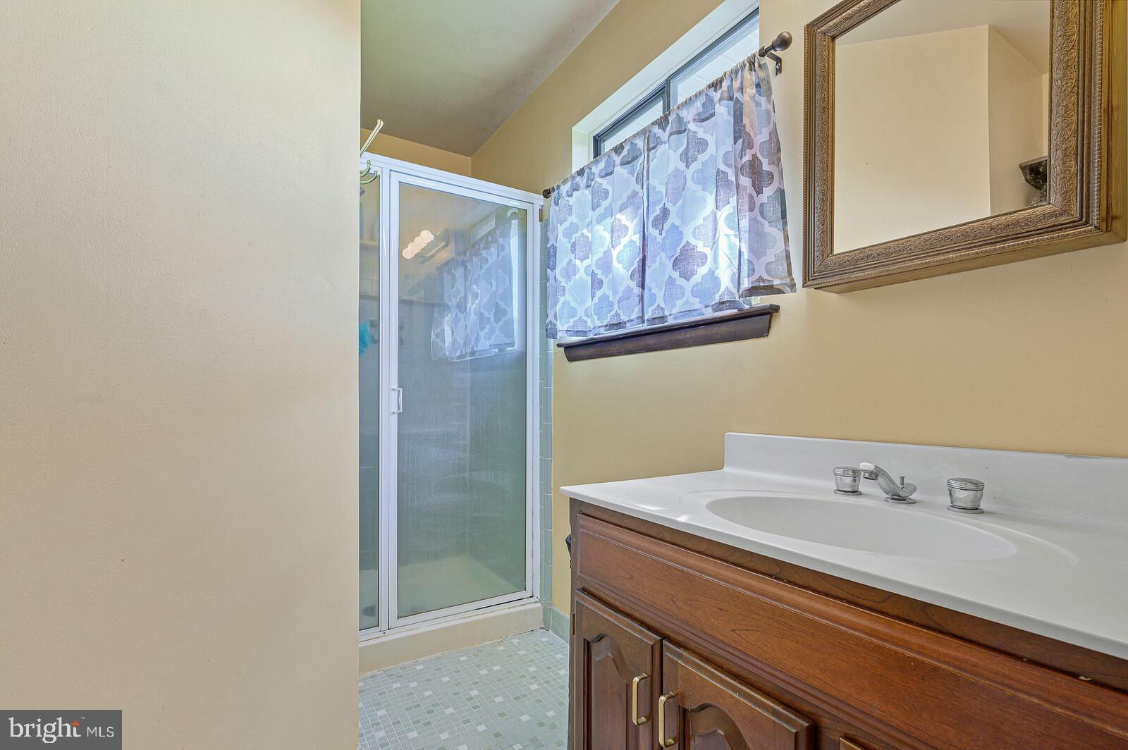 1 Kyecha Circle Elkton, MD 21921 - Photo 20 of 28 Owner's Bathroom