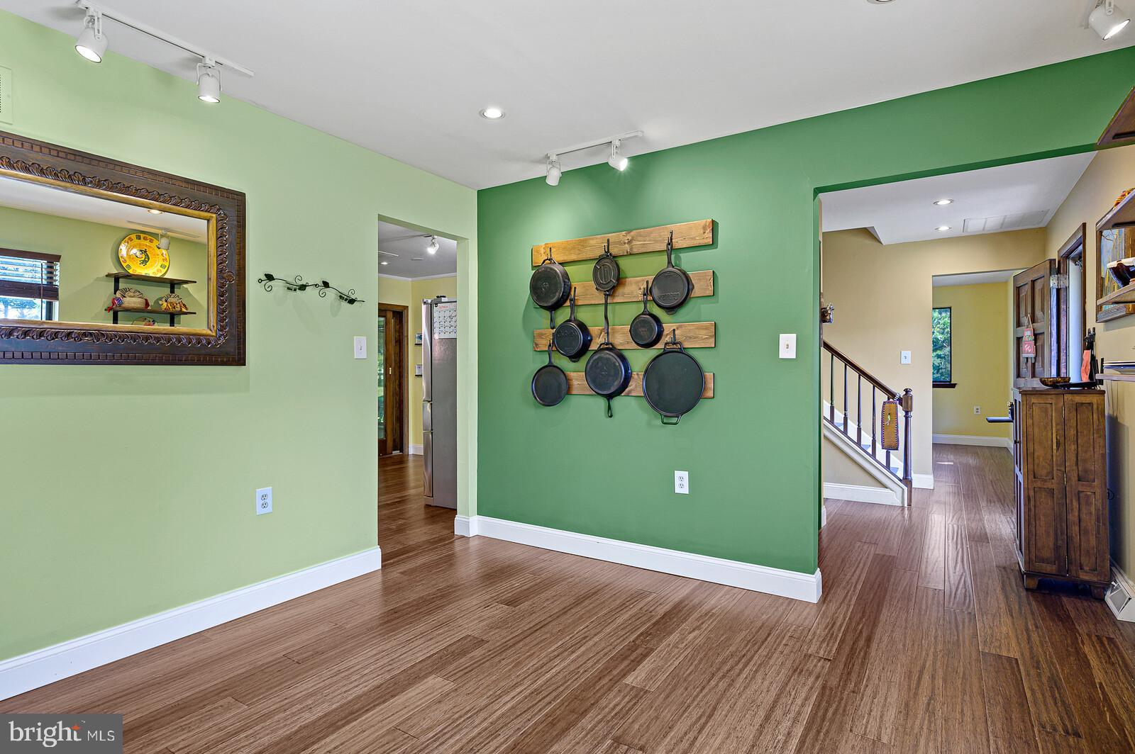 1 Kyecha Circle Elkton, MD 21921 - Photo 5 of 28 Dining Room