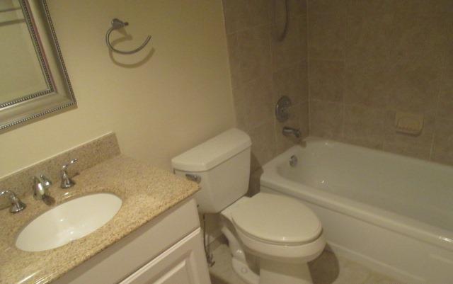 1027 Newcastle B Boca Raton, FL 33434 - Photo 15 of 24 IMG_0467