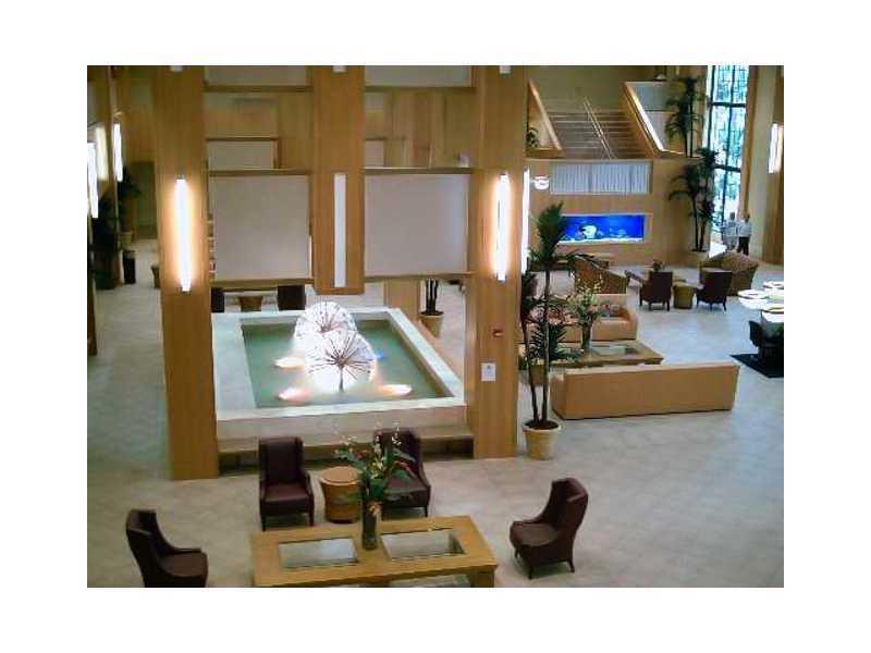 1027 Newcastle B Boca Raton, FL 33434 - Photo 20 of 24 lobby