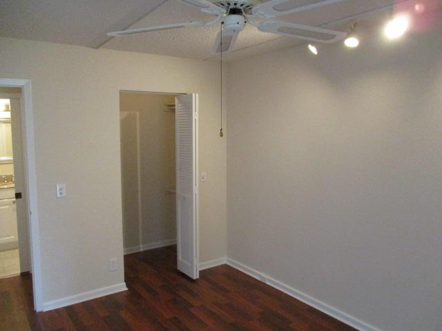 1027 Newcastle B Boca Raton, FL 33434 - Photo 7 of 24 IMG_0793