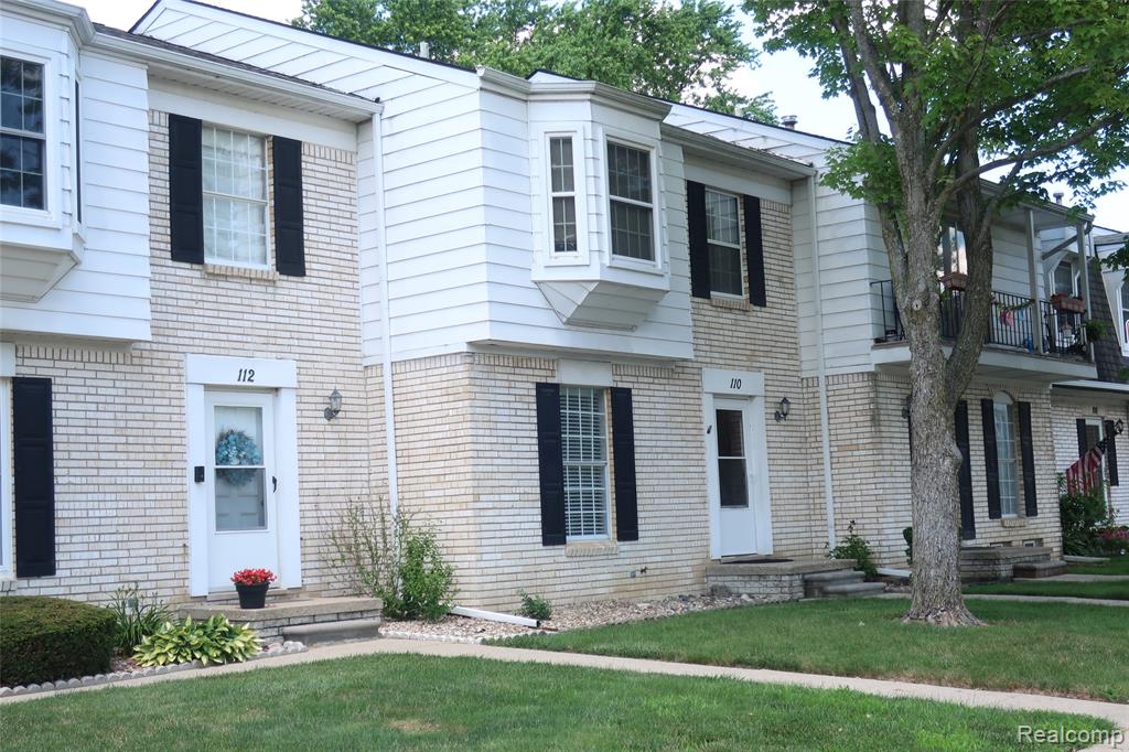 110 Stratford Lane Rochester Hills, MI 48309 - Photo 2 of 28