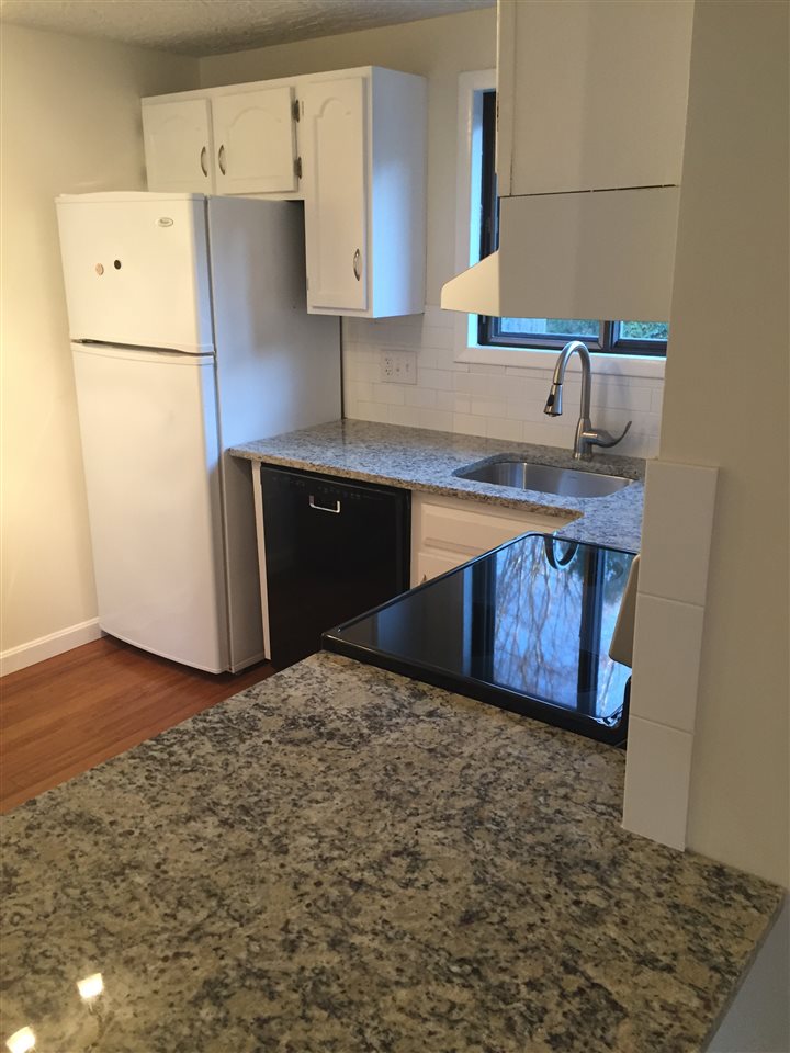 3 B Cedarbrook, Unit 3B Rochester, NH 03867 - Photo 3 of 10