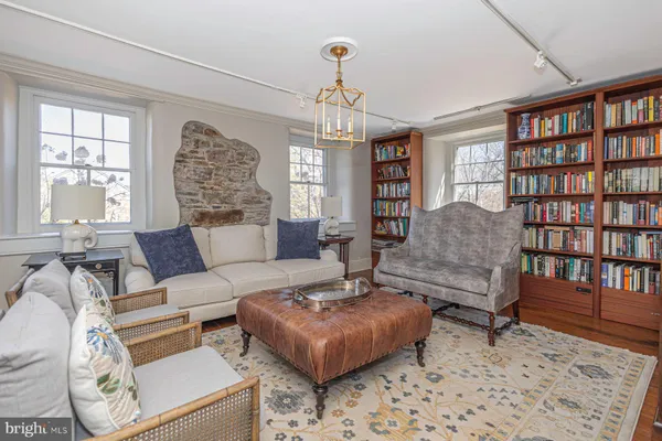 $985,000 | 718 Telegraph Road, Perkasie, PA 18944