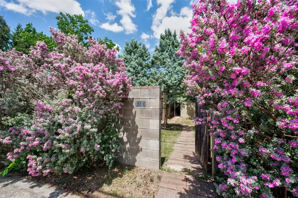 $699,000 | 1305 Chestnut Avenue, Austin, TX 78702