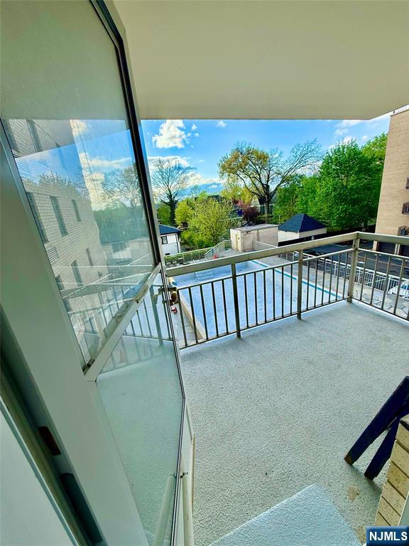 307 Prospect Avenue, Unit 4D Hackensack, NJ 07601 - Photo 12 of 26