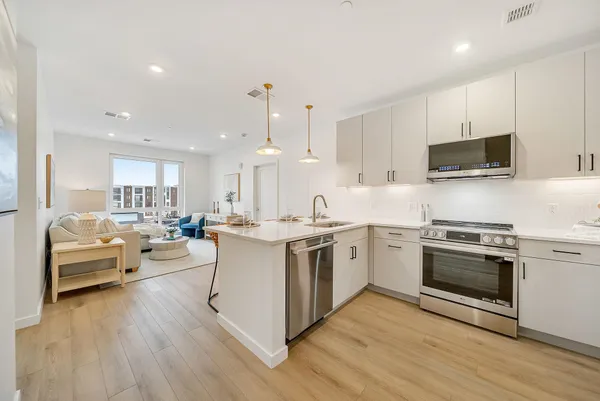 $749,900 | 80 Constitution Avenue, Unit 317, Portsmouth, NH 03801