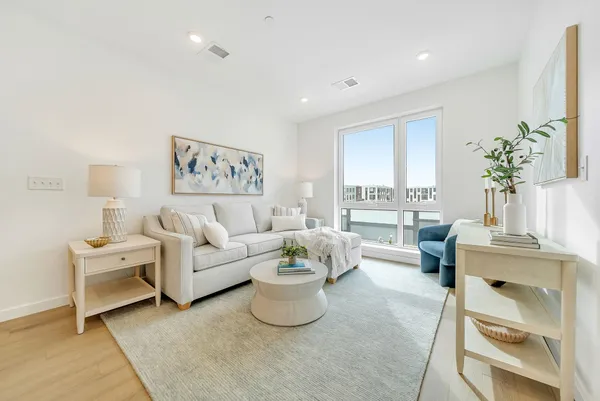 $749,900 | 80 Constitution Avenue, Unit 317, Portsmouth, NH 03801