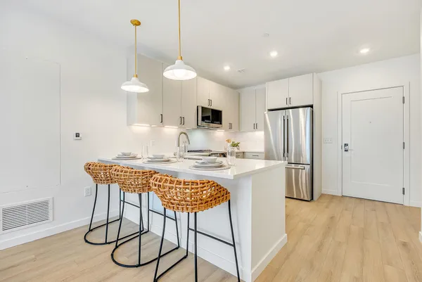 $749,900 | 80 Constitution Avenue, Unit 317, Portsmouth, NH 03801