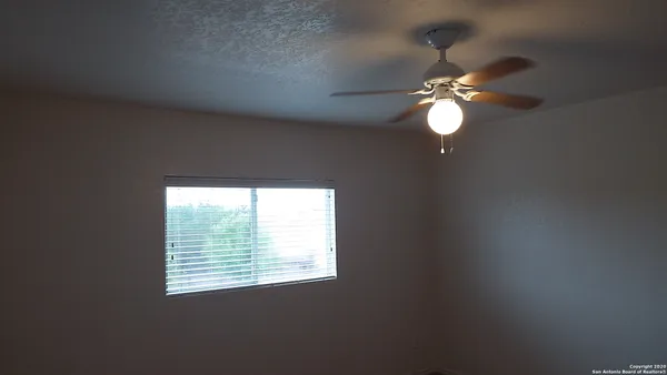 $1,570 | 133 Gatewood Bay, Cibolo, TX 78108