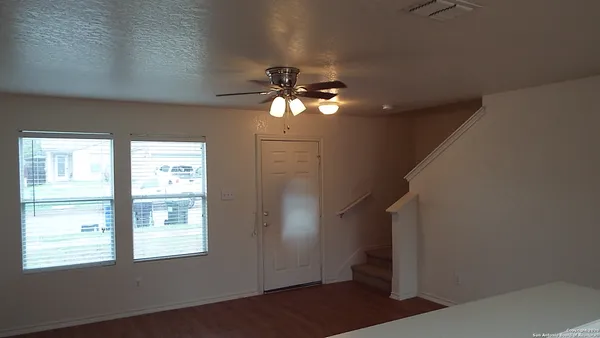 $1,570 | 133 Gatewood Bay, Cibolo, TX 78108