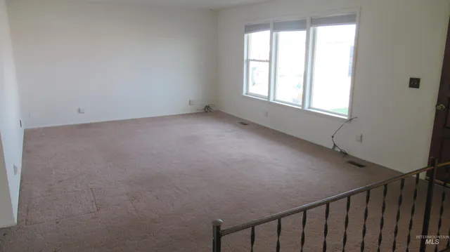 $369,900 | 1317 Southwest 30th Street, Ontario, OR 97914