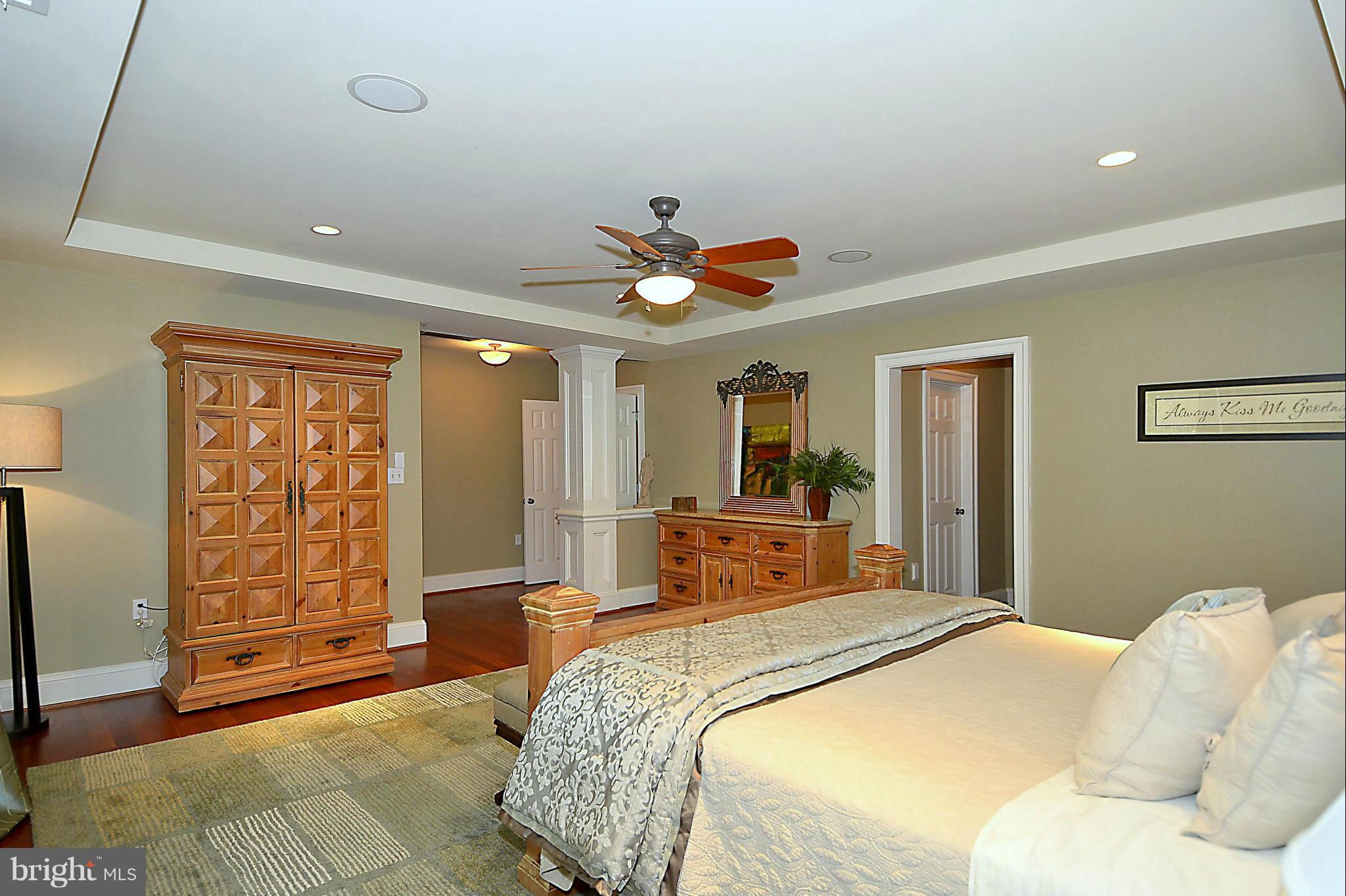 6210 Winnebago Road Bethesda, MD 20816 - Photo 14 of 30 Master Bedroom Suite