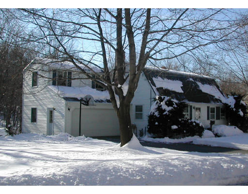 64 Burnham Road Andover, MA 01810 - Photo 1 of 9 Gallery Image 1