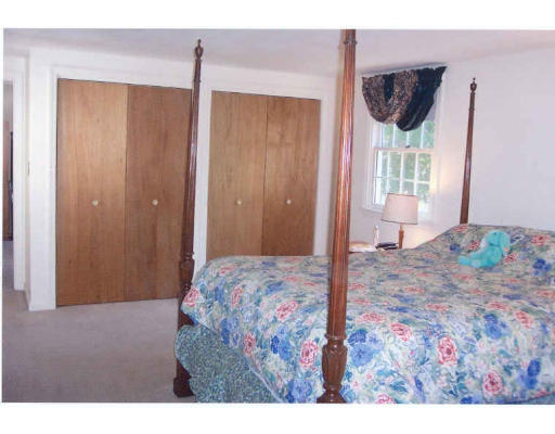 64 Burnham Road Andover, MA 01810 - Photo 8 of 9 Gallery Image 8