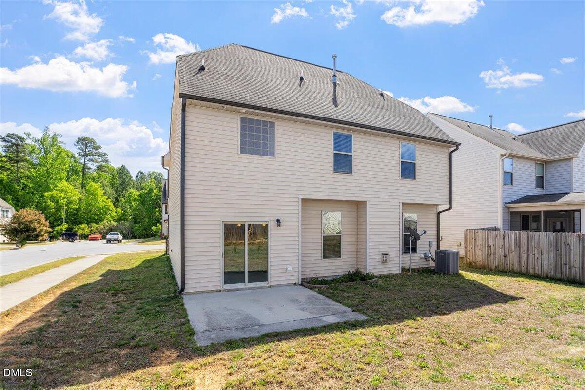 3600 Waleback Lane Raleigh, NC 27610 - Photo 4 of 35 Great backyard space and patio