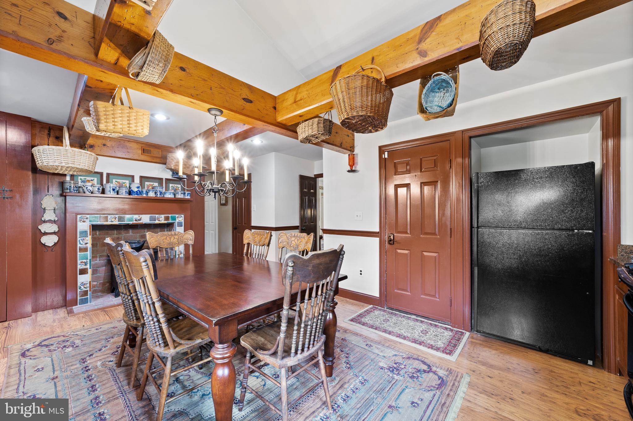 368 Flint Road Langhorne, PA 19047 - Photo 12 of 32 Kitchen with Double Pantry