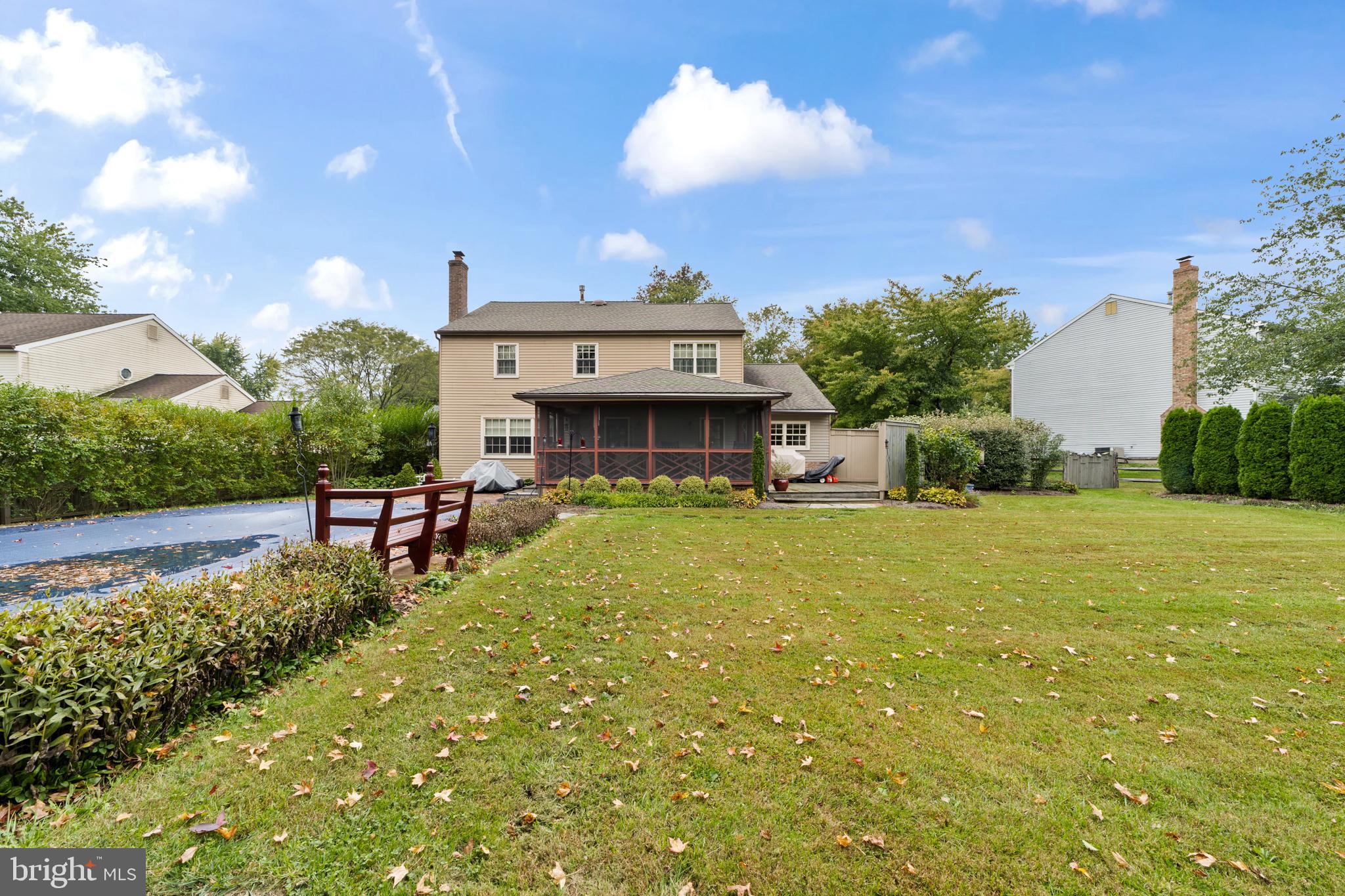 368 Flint Road Langhorne, PA 19047 - Photo 31 of 32 Large level backyard
