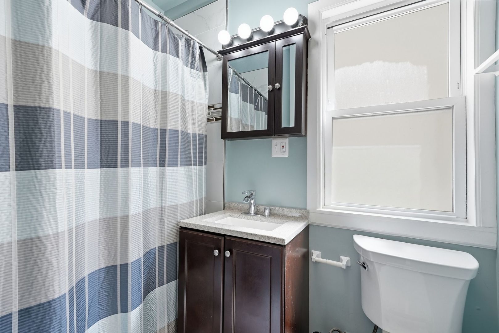 1235 North Harding Avenue Chicago, IL 60651 - Photo 18 of 38