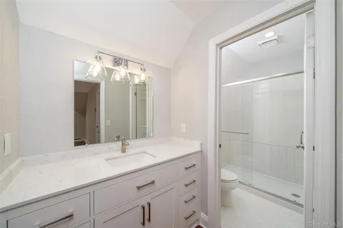 $799,000 | 5 Grove Mews, Chappaqua, NY 10514