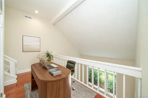 $799,000 | 5 Grove Mews, Chappaqua, NY 10514