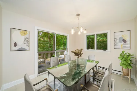 $799,000 | 5 Grove Mews, Chappaqua, NY 10514