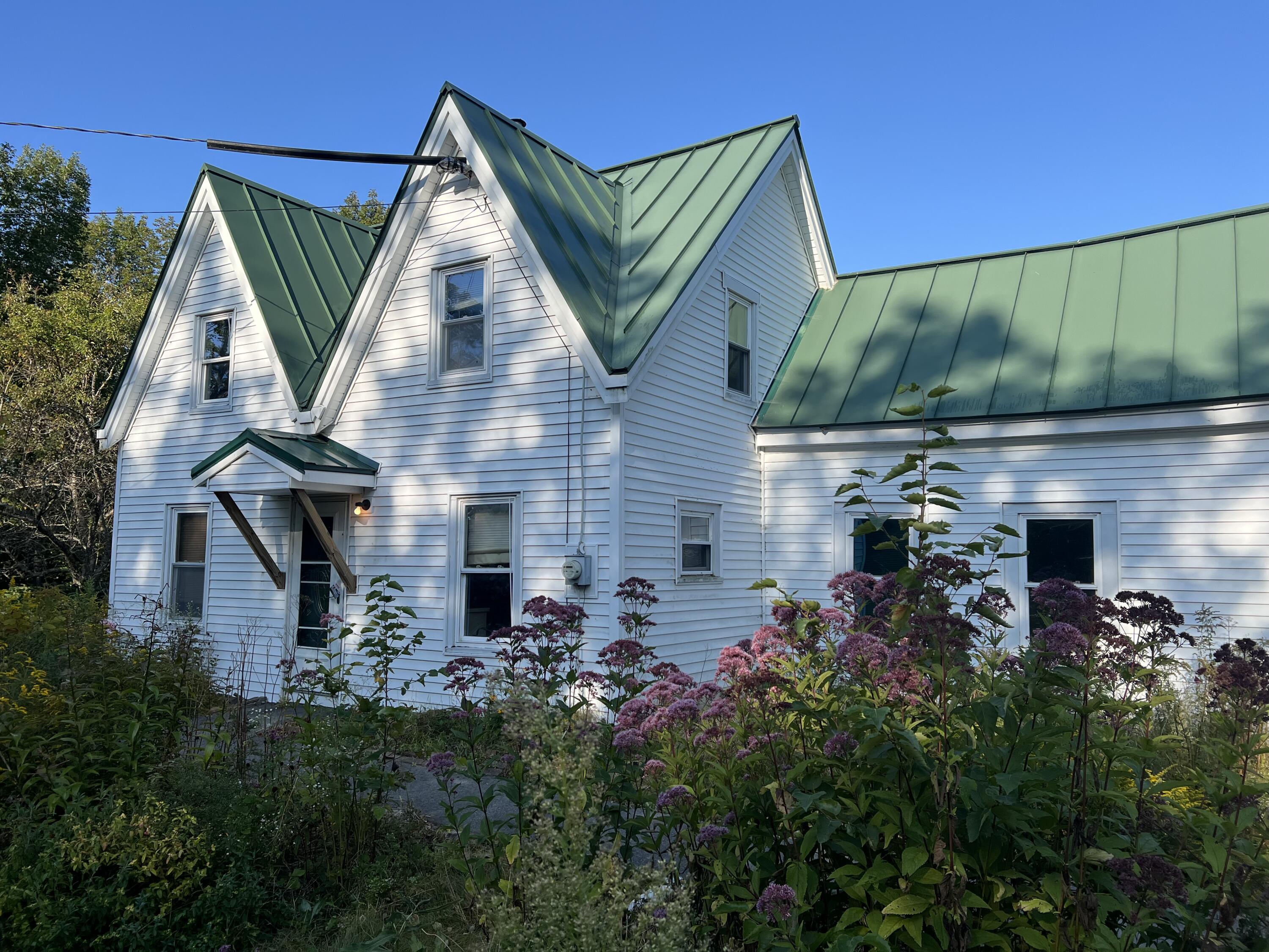 908 North Penobscot Road Penobscot, ME 04476 - Photo 2 of 23 IMG_6501