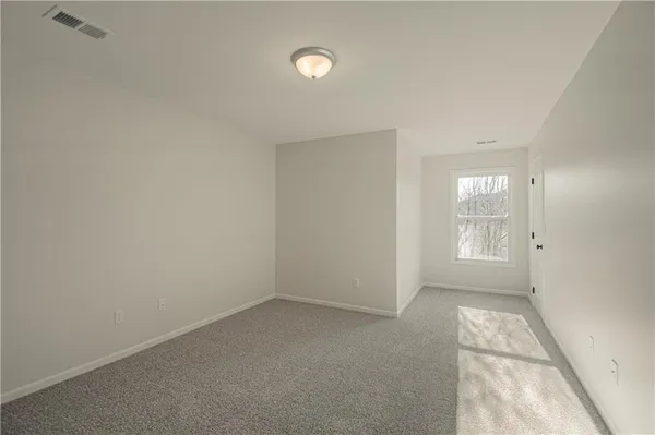 $525,000 | 10224 North Willow Avenue, Kansas City, MO 64157