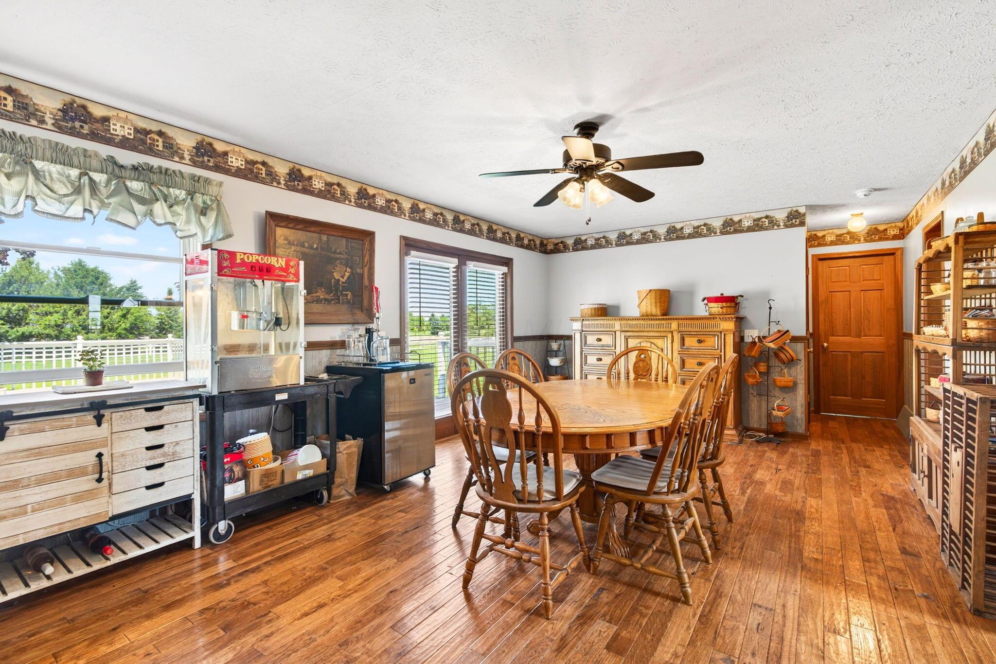6685 Thomas Road Radnor, OH 43066 - Photo 17 of 70 6685 Thomas Rd 49 (2)