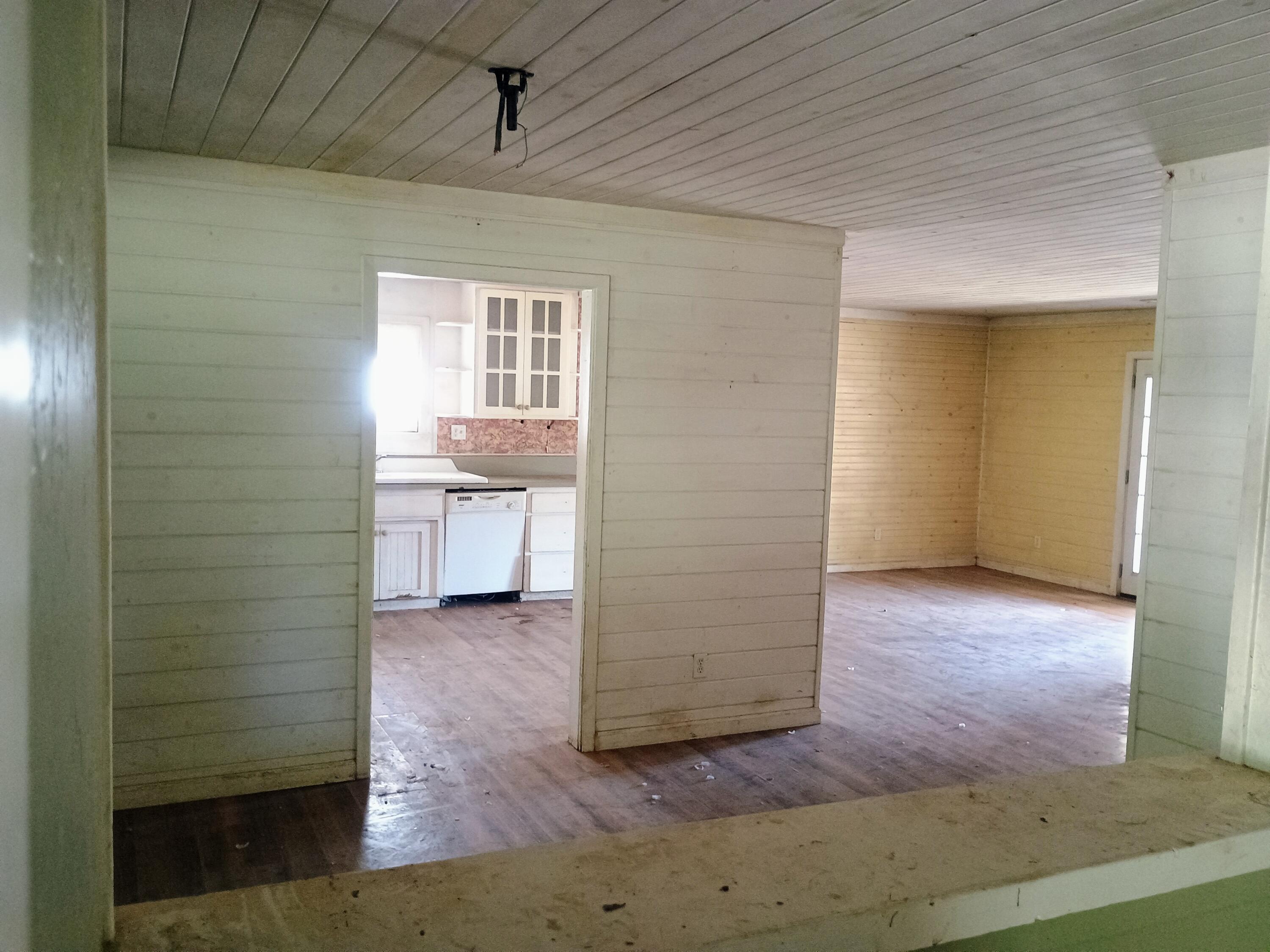 14425 Holiday Road Redding, CA 96003 - Photo 28 of 28 holvwlivkit
