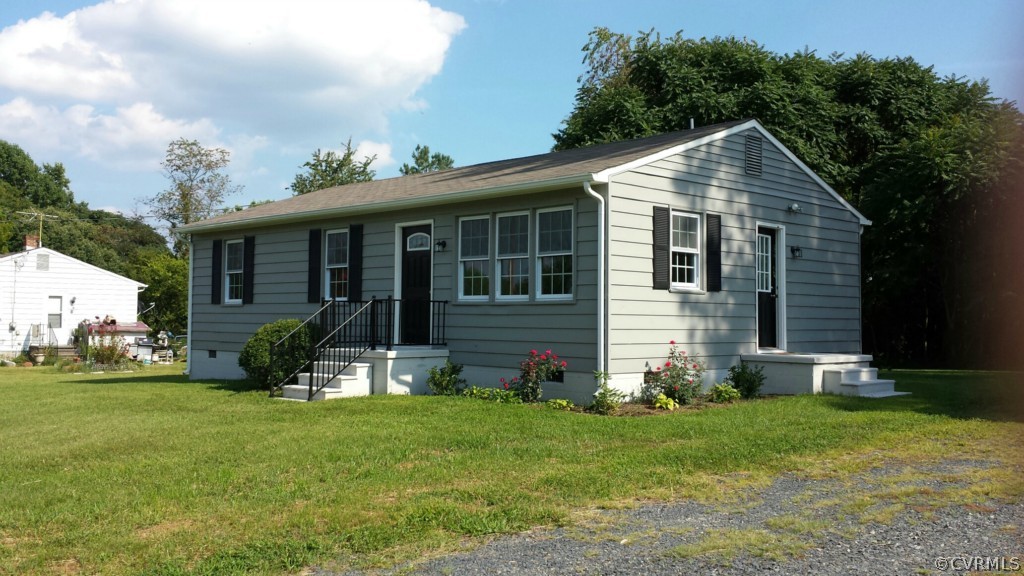689 Sheppards Road Farmville, VA 23901 - Photo 1 of 16 a view of a house with backyard